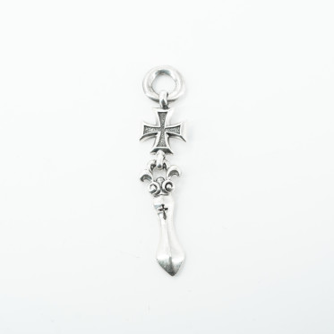Pandantiv cruce sabie Argint