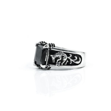 Inel gotic lup c.z.negru Argint