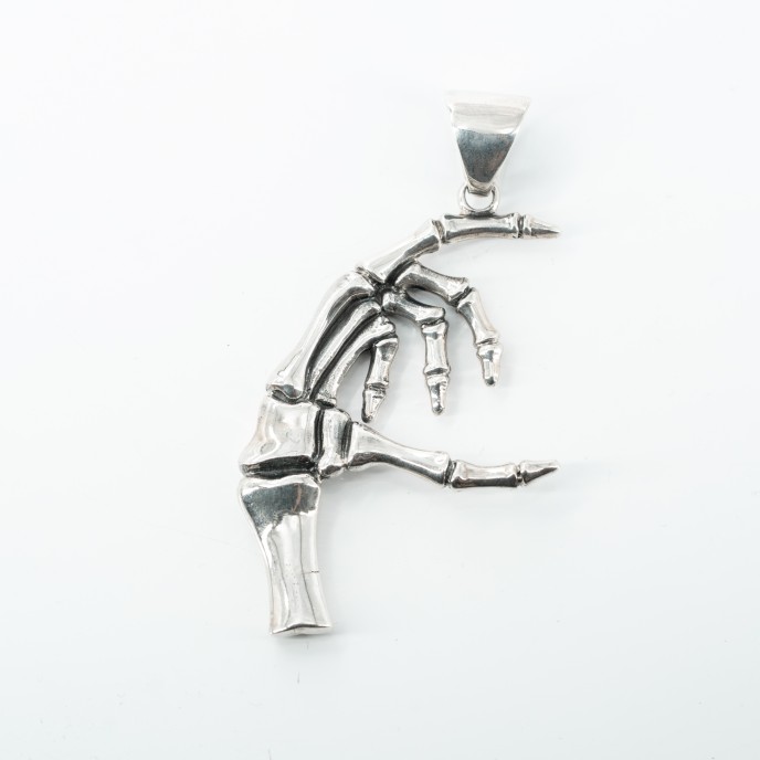 Pandantiv mana de schelet xxl Argint