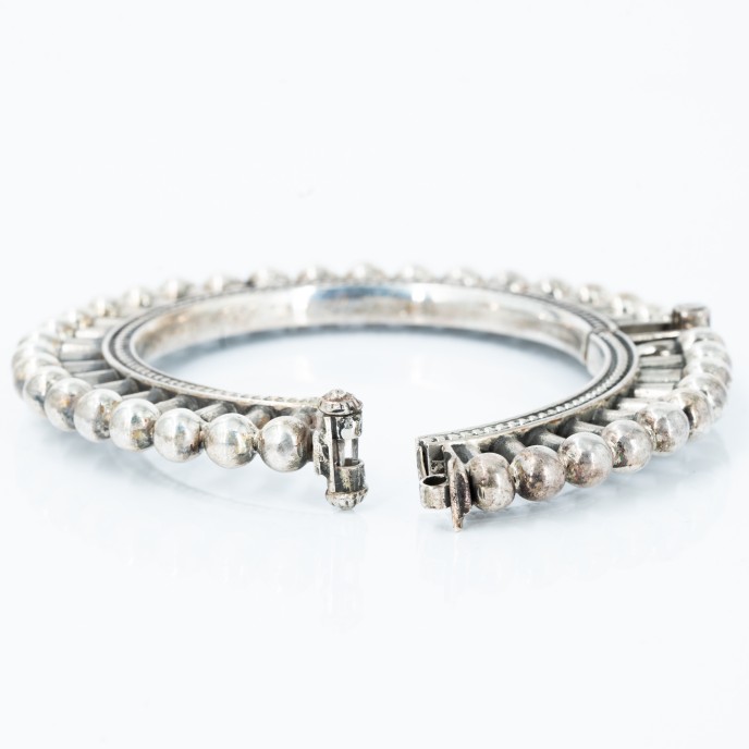 Bratara fixa circulara buline Argint