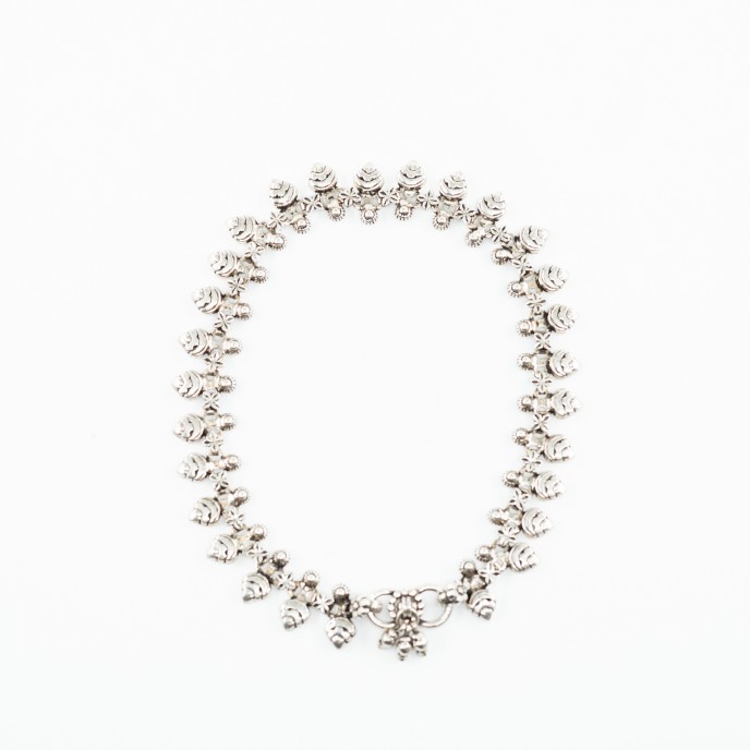 Bratara picior conuri si flori Argint
