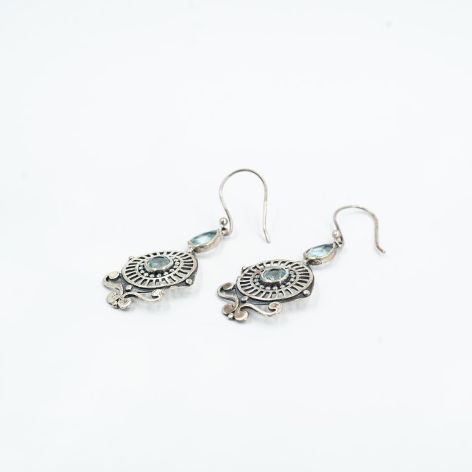 Cercei rotunzi picatura pietre naturale Argint