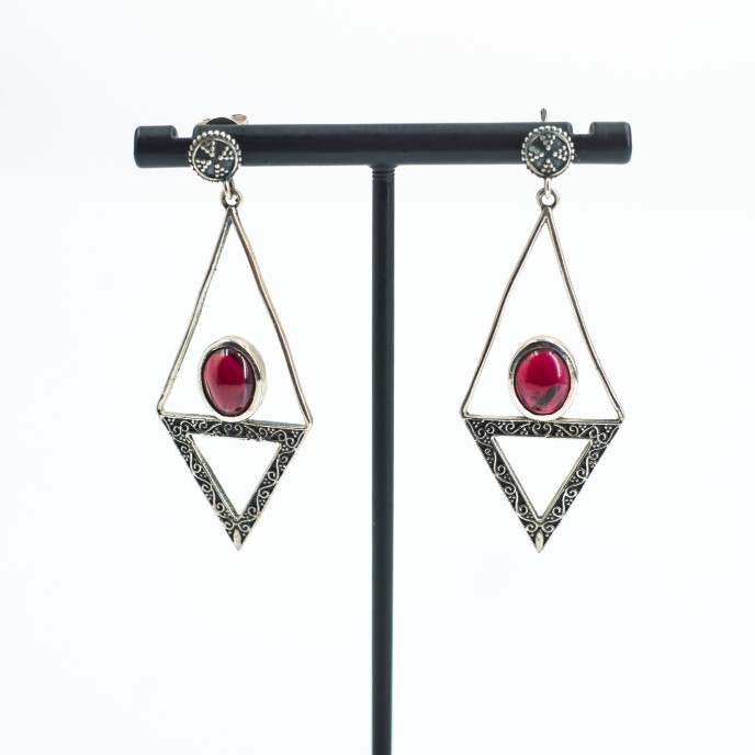 Cercei lungi triunghi pietre naturale Argint