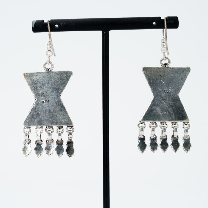 Cercei lungi tip corset Argint