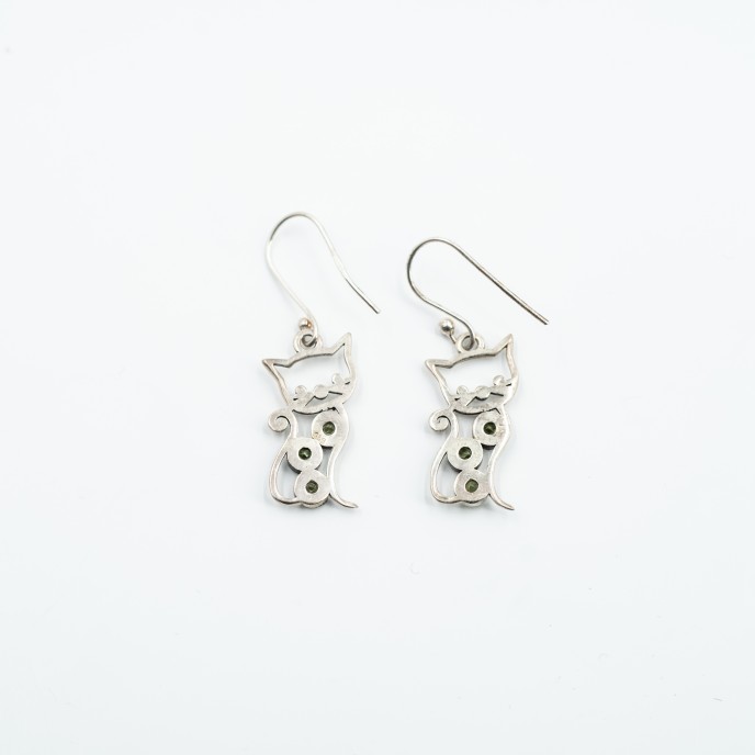 Cercei lungi pisicuta pietre naturale Argint