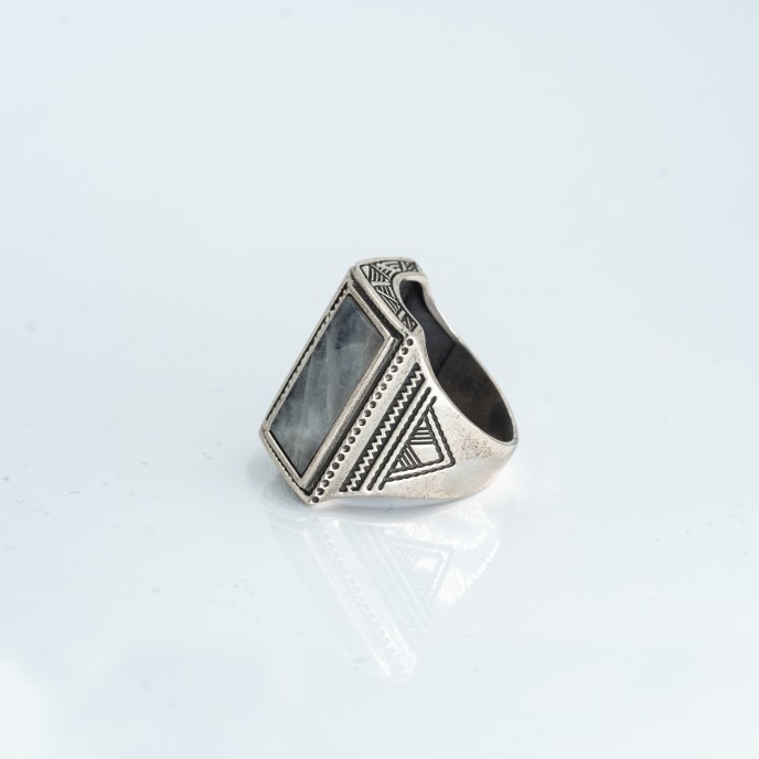 Inel dreptunghiular carte piatra lunii Argint