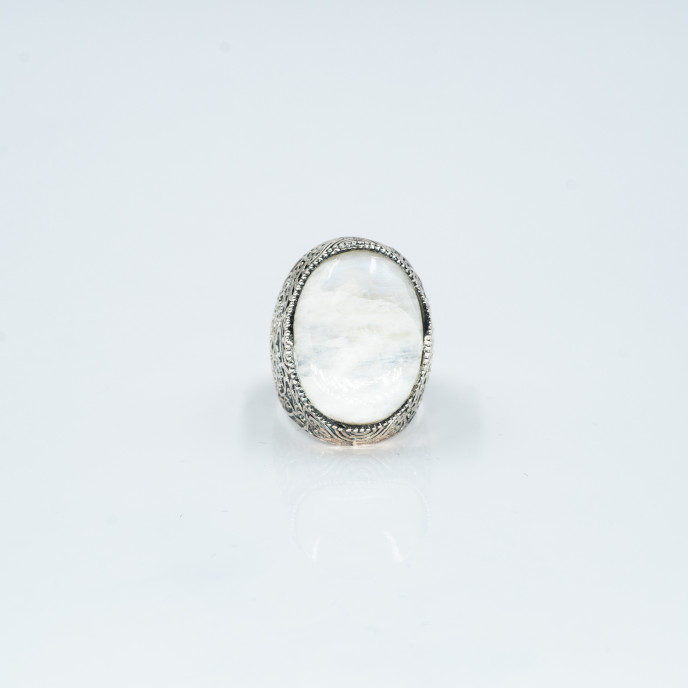 Inel oval broderie piatra lunii Argint