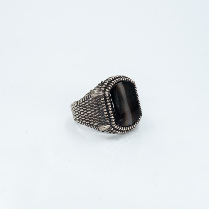 Inel dreptunghiular buburuze fluorit negru Argint