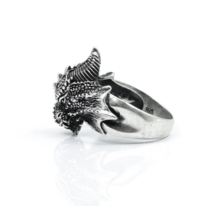 Inel cap de dragon Argint