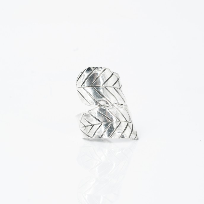 Inel model frunza pliata Argint