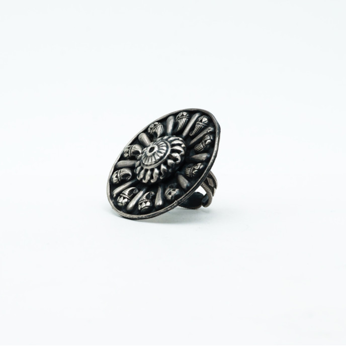 Inel disc floral picaturi India 4.3cm Argint