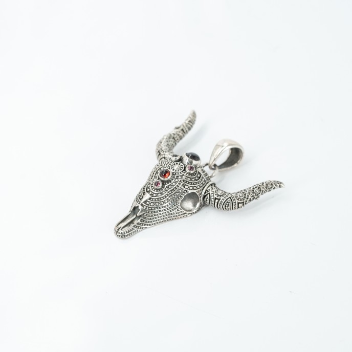 Pandantiv cap de bivol psp Argint