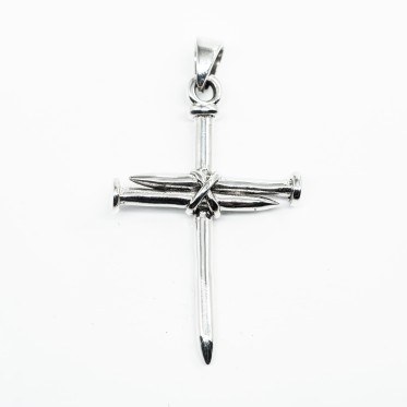 Pandantiv cruce din cuie Argint