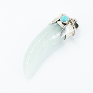 Pandantiv gheara piatra jad turcoaza Argint