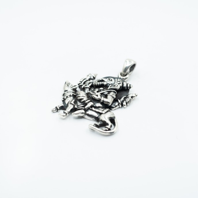 Pandantiv Ganesha calare pe sobolan Argint