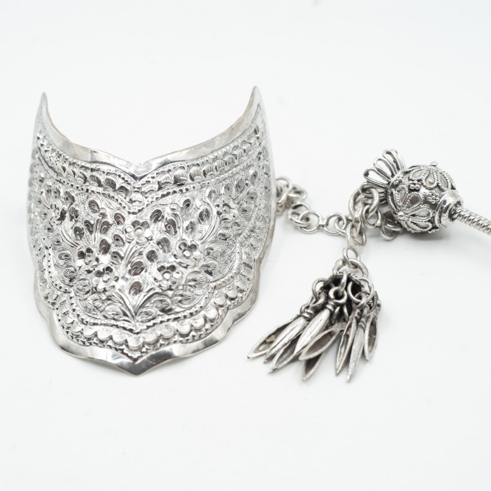 Accesoriu coc semicerc decor floral Argint