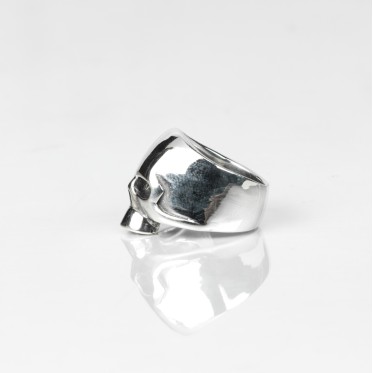 Inel craniu fara mandibula Argint