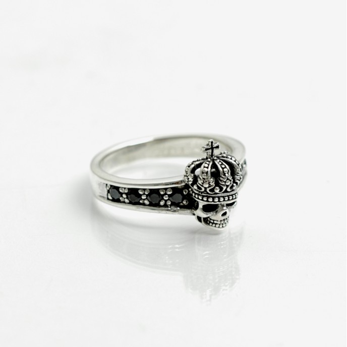 Inel craniu coronita c.z.negre Argint