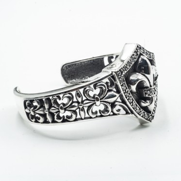 Bratara gotica Fleur de Lys Argint