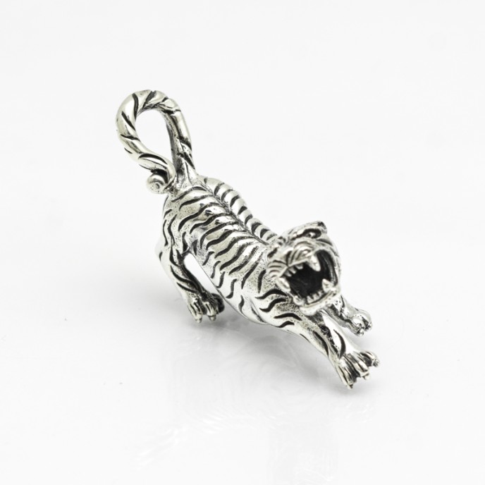 Pandantiv tigru in atac Argint