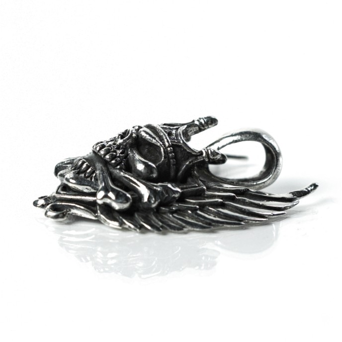 Pandantiv craniu inaripat oase Argint