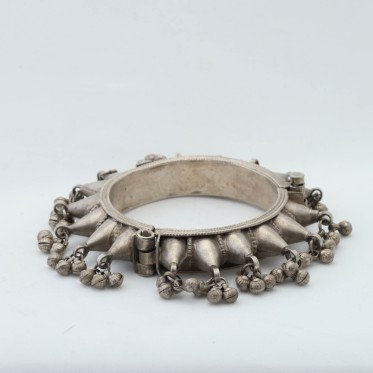 Bratara fixa stea ciucuri Argint