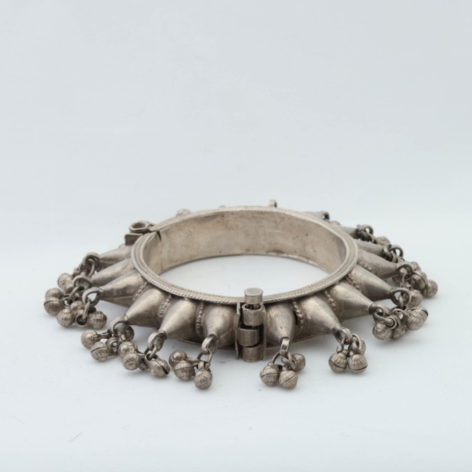 Bratara fixa stea ciucuri Argint