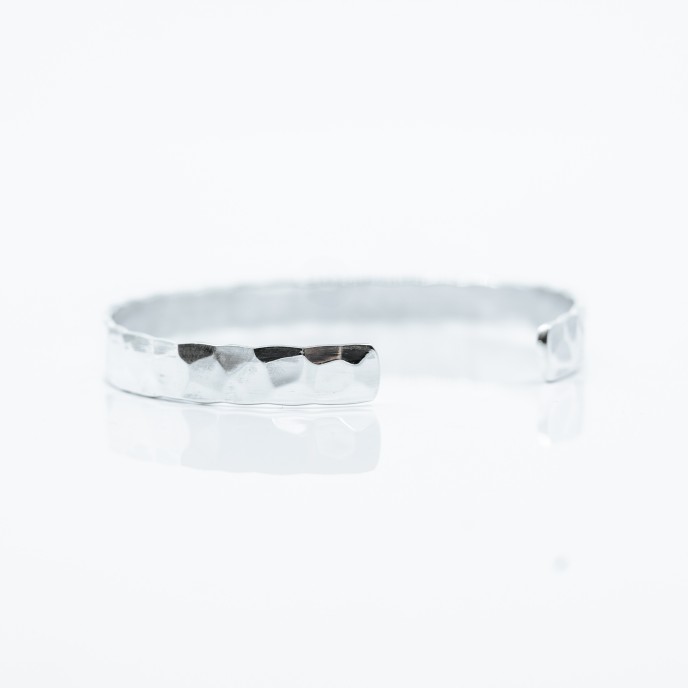 Bratara fixa lata hammered 7mm Argint