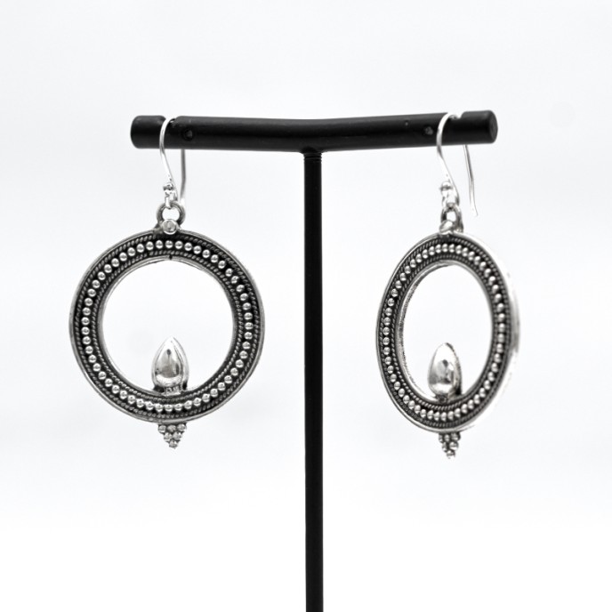 Cercei rotunzi goi puncte India Argint