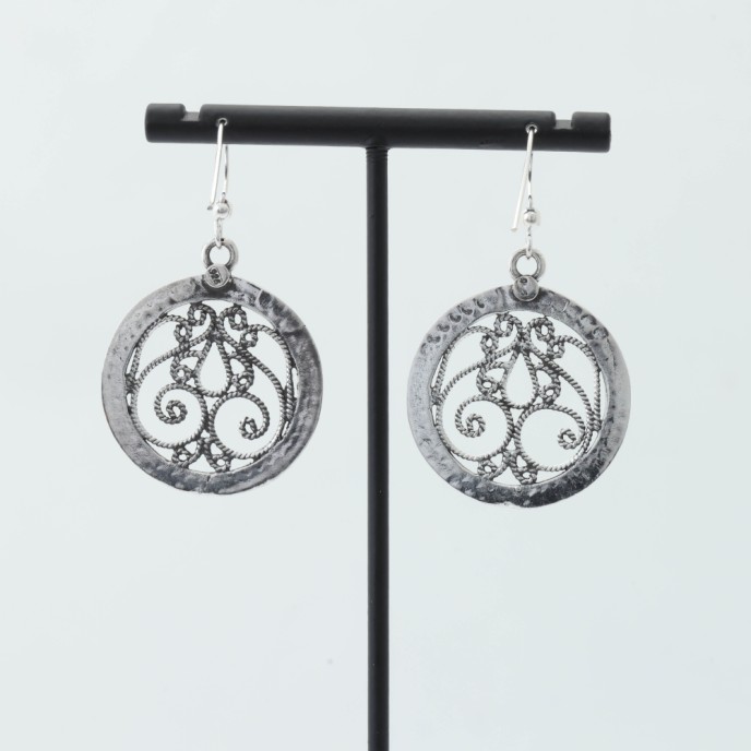 Cercei rotunzi broderie sparta 3cm Argint