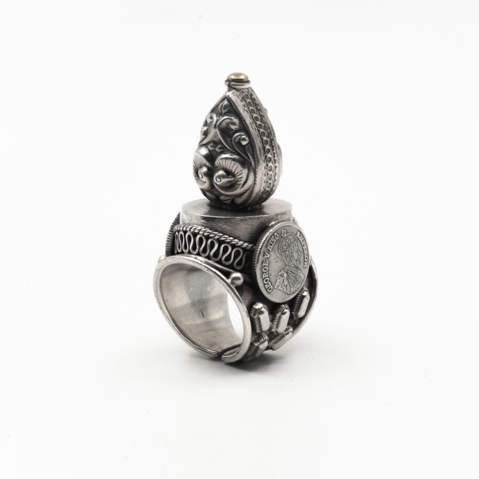 Inel antic banuti picatura Argint