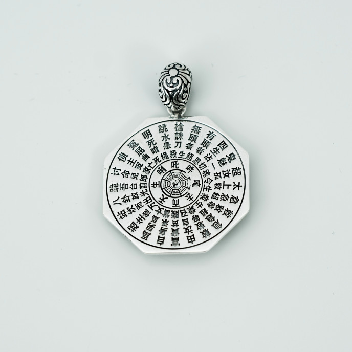 Pandantiv hexagonal dragon si gigant Argint