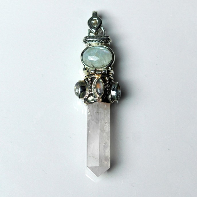 Pandantiv bagheta cuarz roz nr.5 Argint