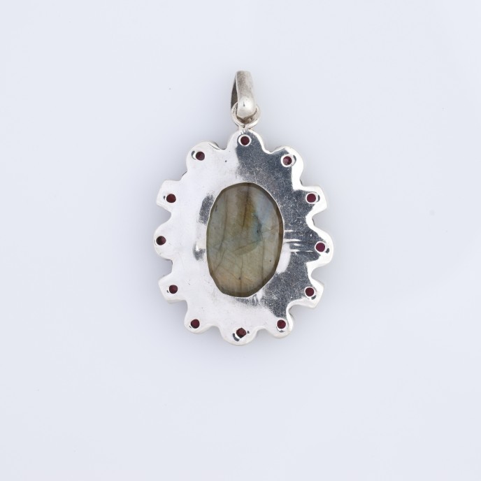 Pandantiv oval labradorite granat nr.5 Argint