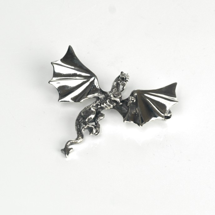 Brosa simpla dragon zburand s Argint