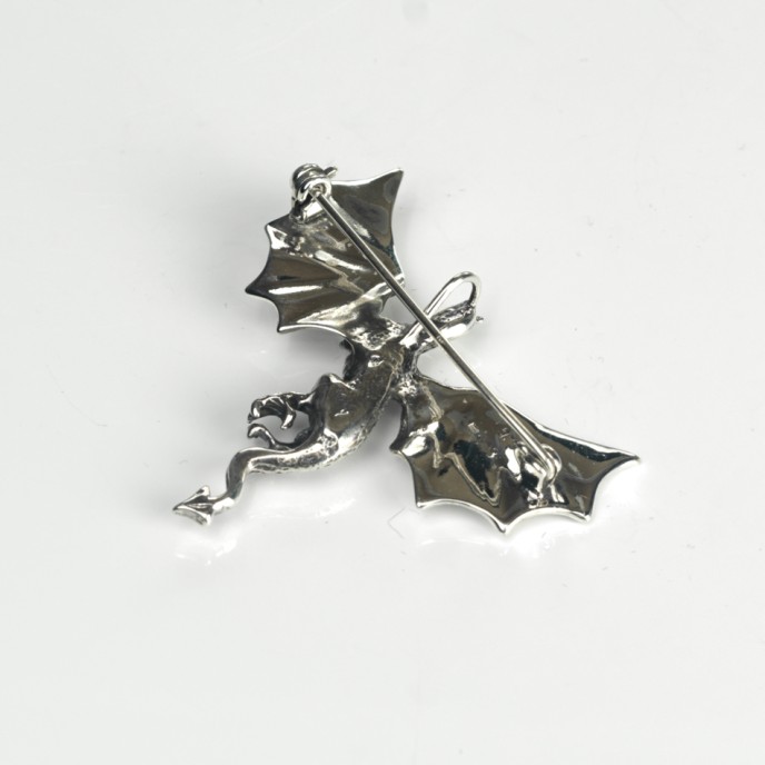 Brosa simpla dragon zburand s Argint