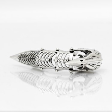 Inel scut craniu de cioara Argint