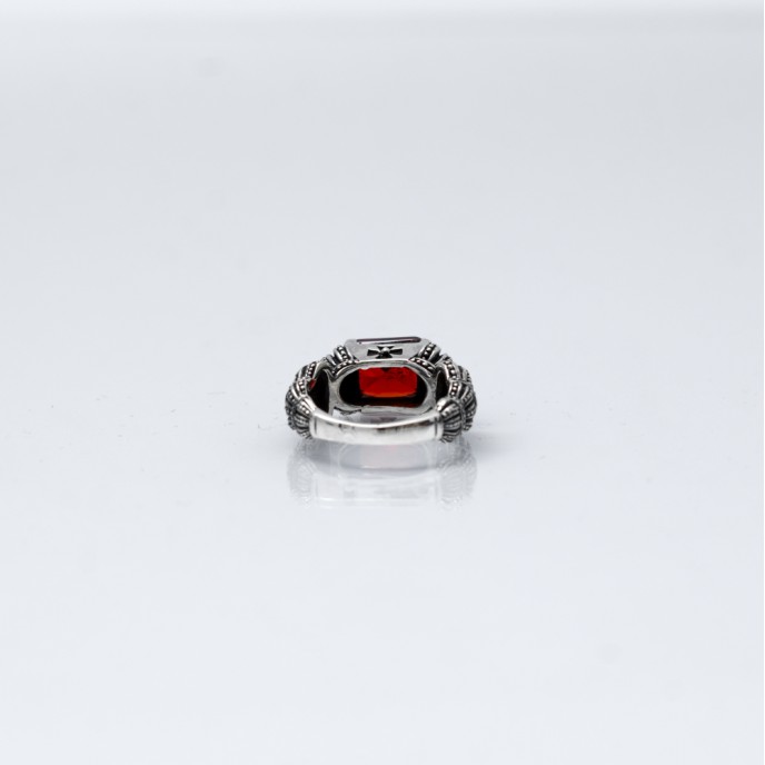 Inel coroane zirconiu rosu cruce Argint