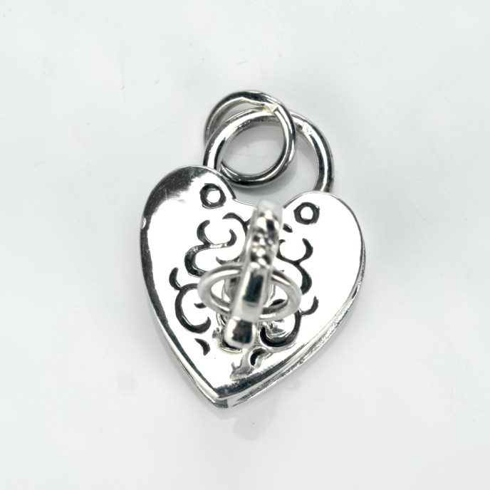 Pandant gotic lacat inima cheita Argint