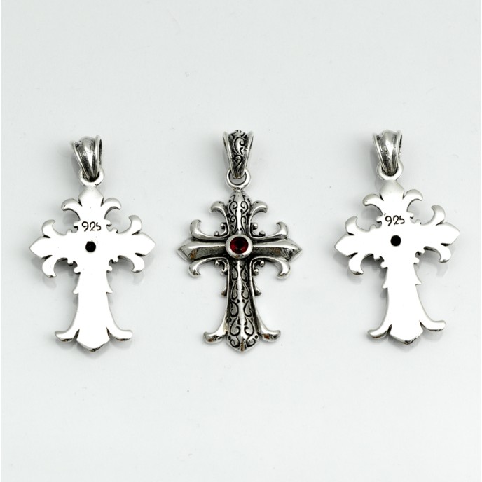 Pandantiv cruce gotica zirconiu Argint