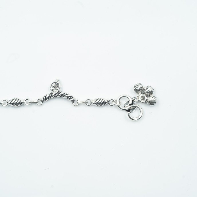 Bratara picior semicerc cu model Argint