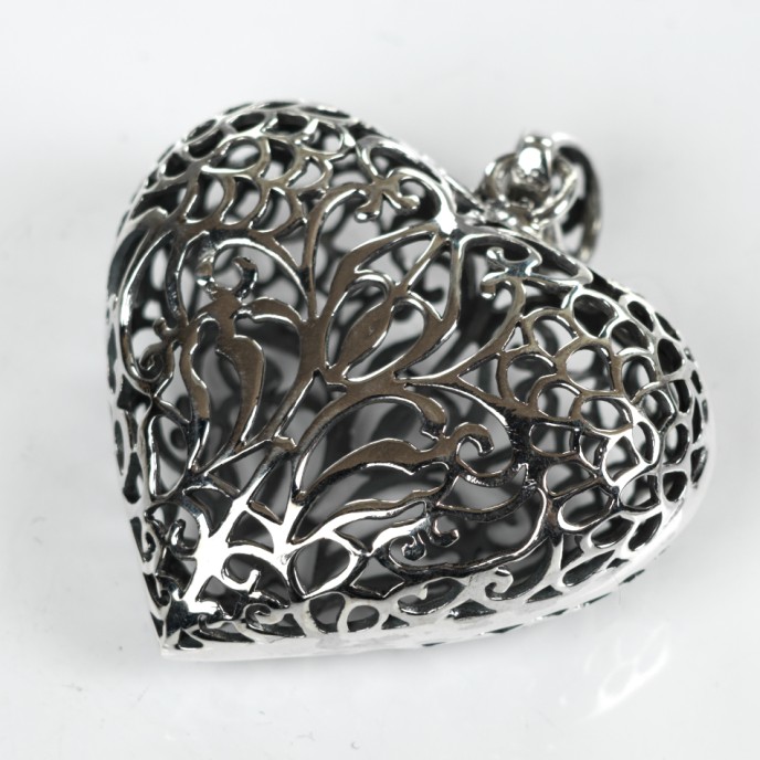 Pandantiv inima broderie fleur.de.lys Argint