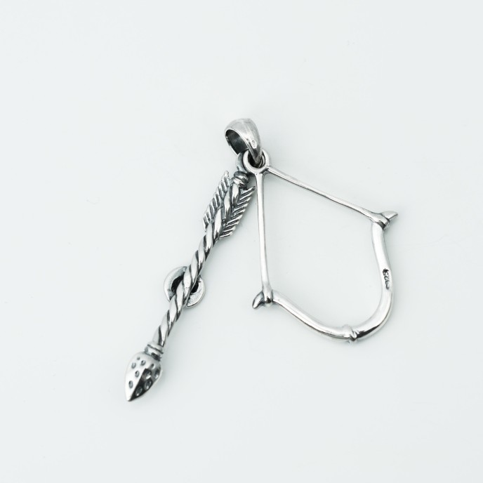 Pandantiv arc cu sageata xl Argint