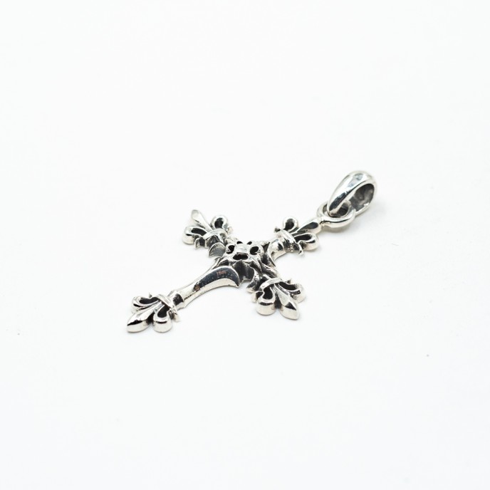 Pandantiv cruce fleur.de.lys s Argint