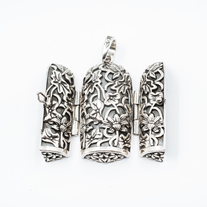 Pandantiv caseta triptic religios Argint
