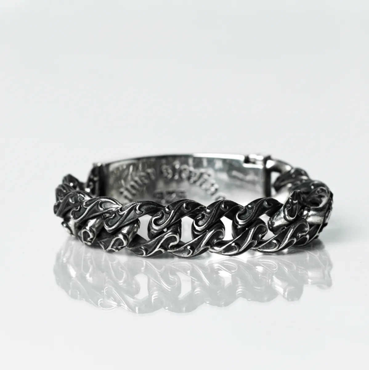 Bratara tip cuban decor gotic Argint