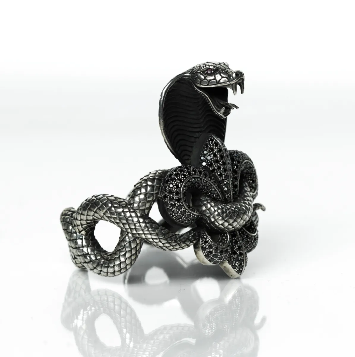 Bratara cobra Fleur de Lys Argint