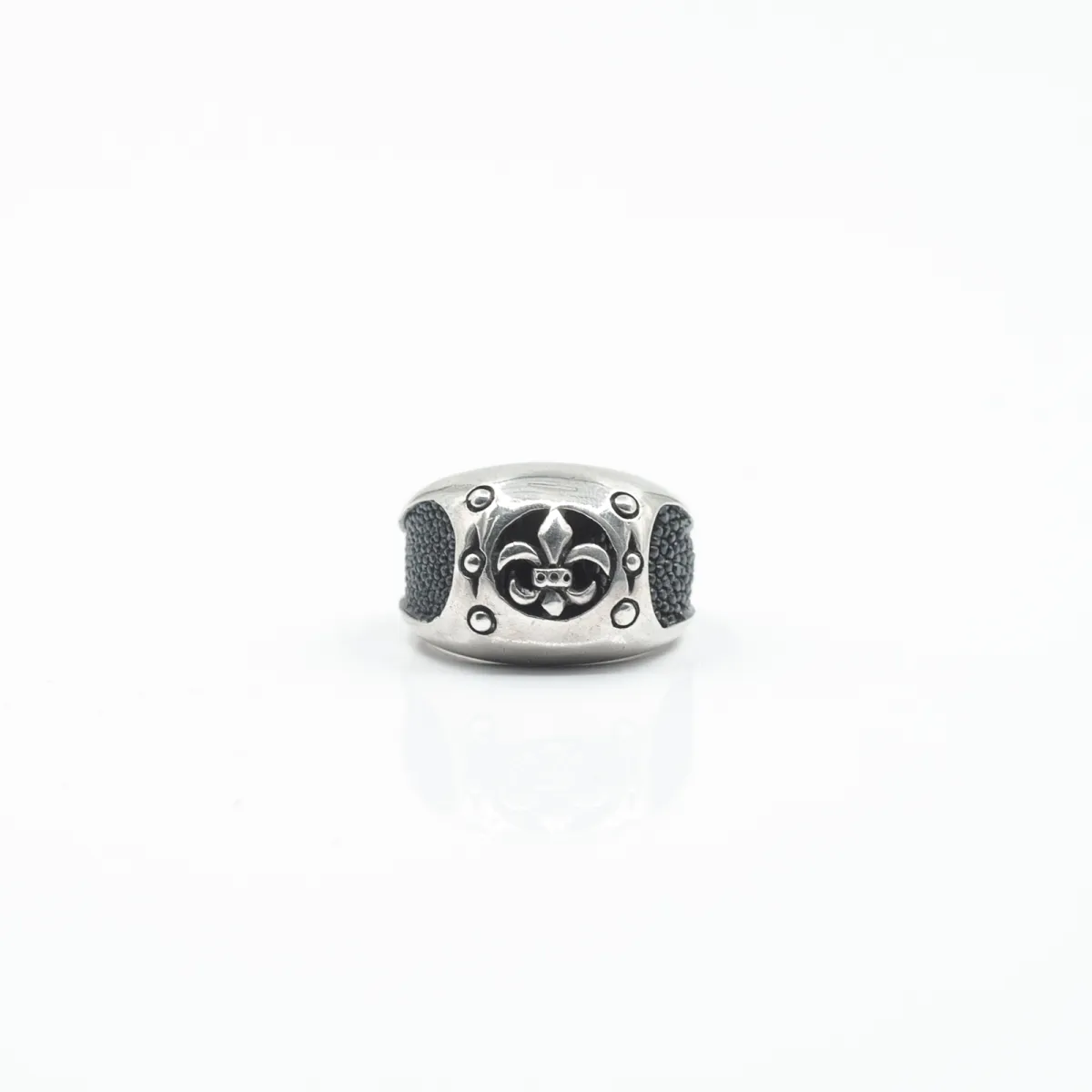 Inel Fleur de Lys piele Argint