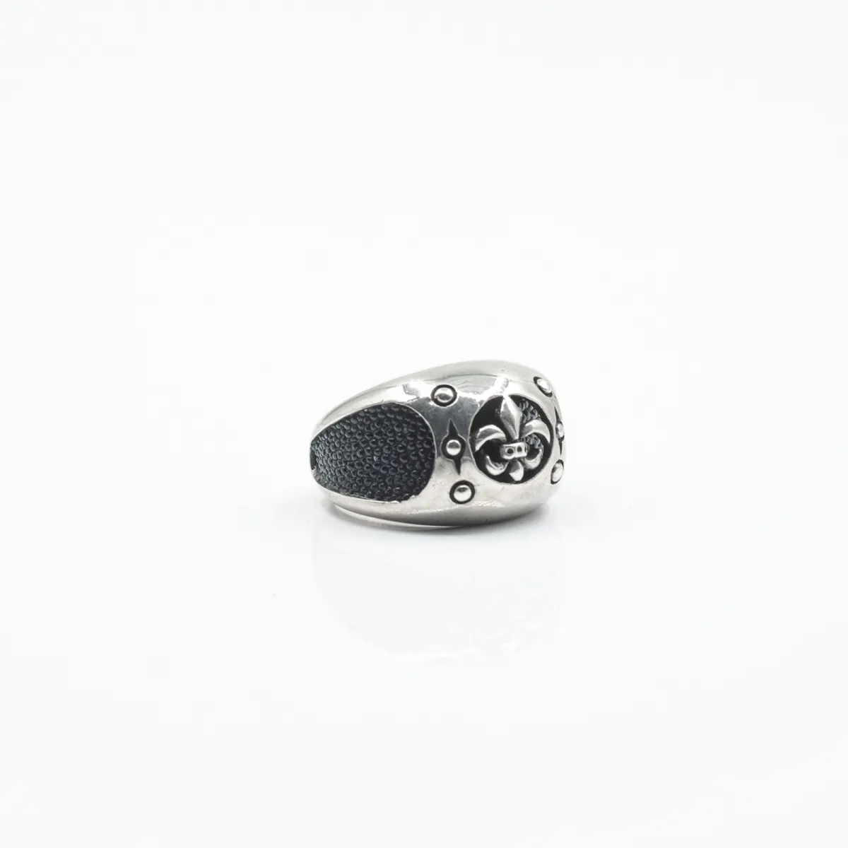 Inel Fleur de Lys piele Argint