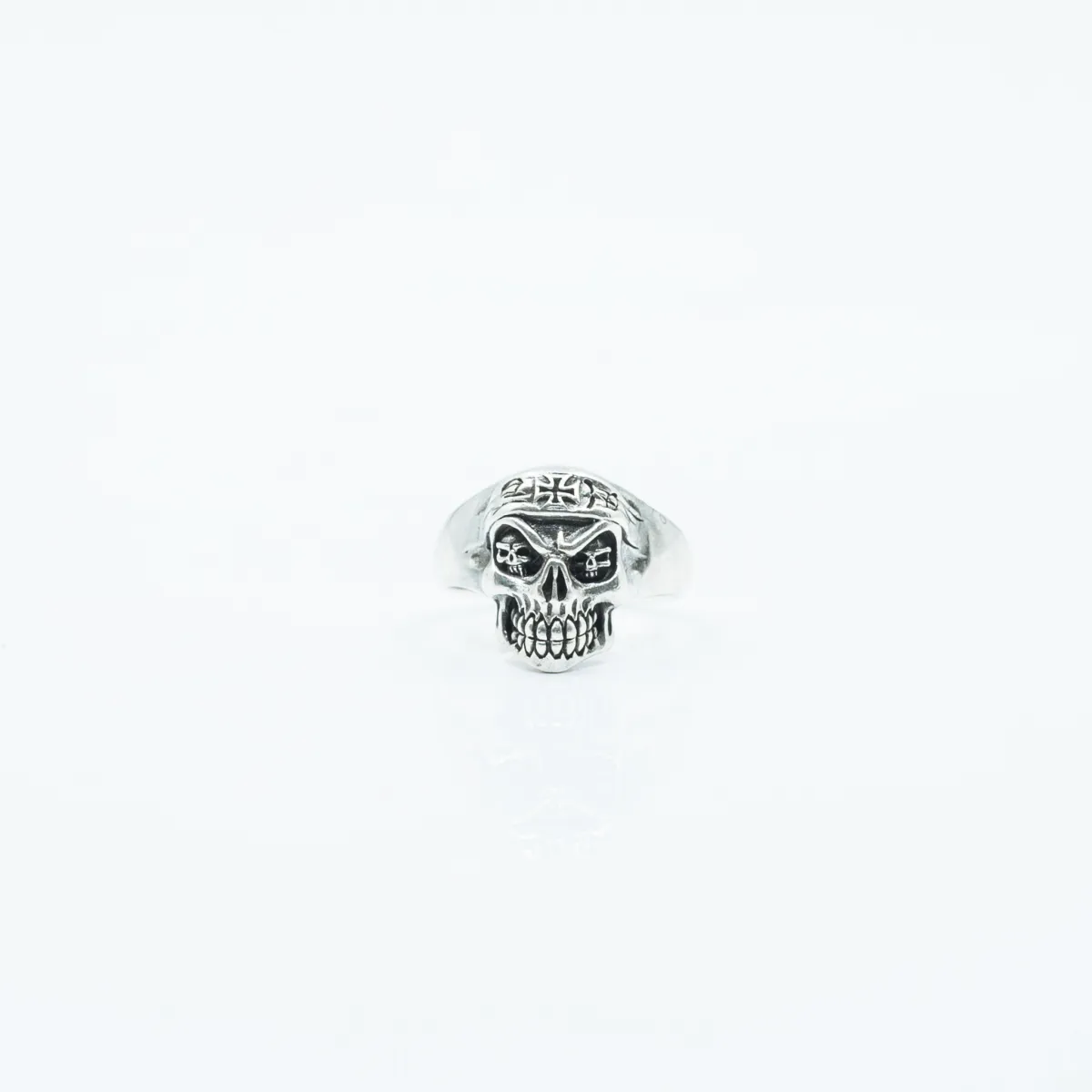 Inel craniu skulls eyes cruce Argint